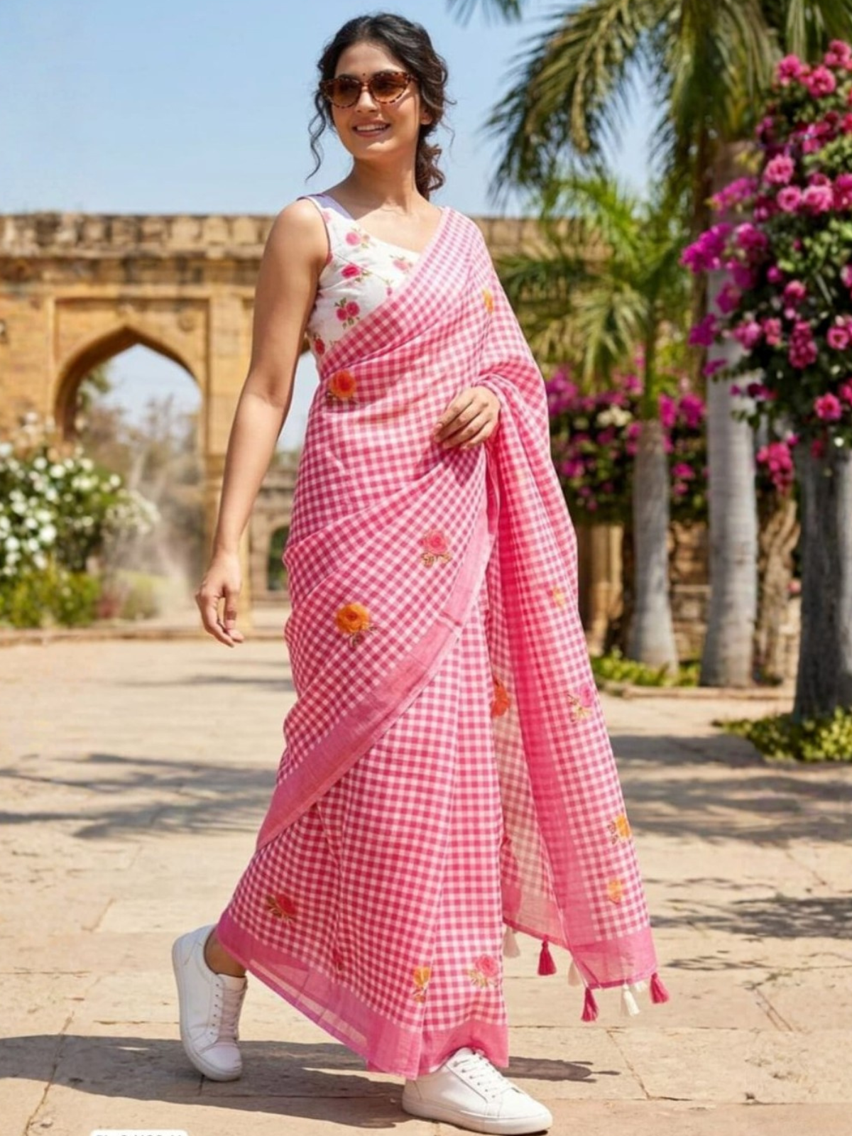 Chic Pink Check Saree with Floral Design