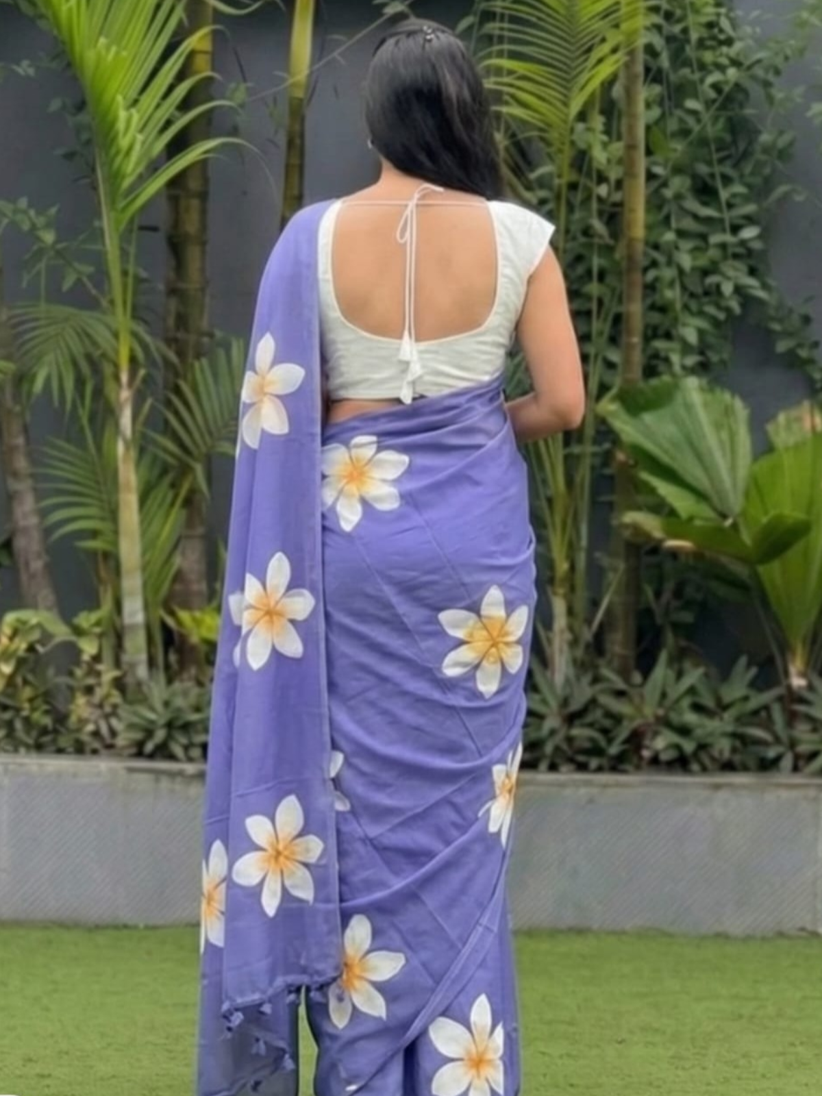 Elegant Lavender Floral Saree
