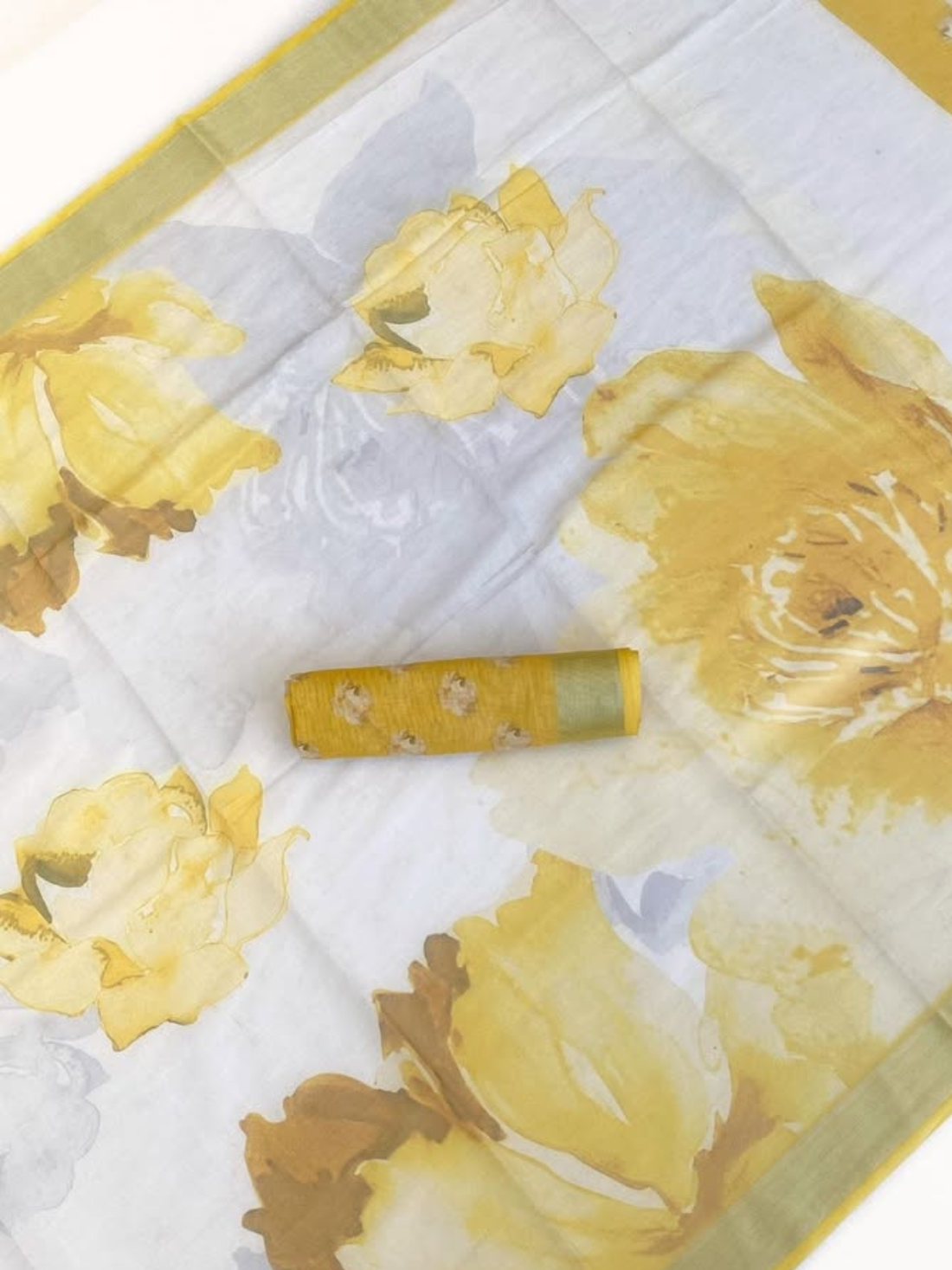 Graceful Yellow Floral Organza Saree with Blouse