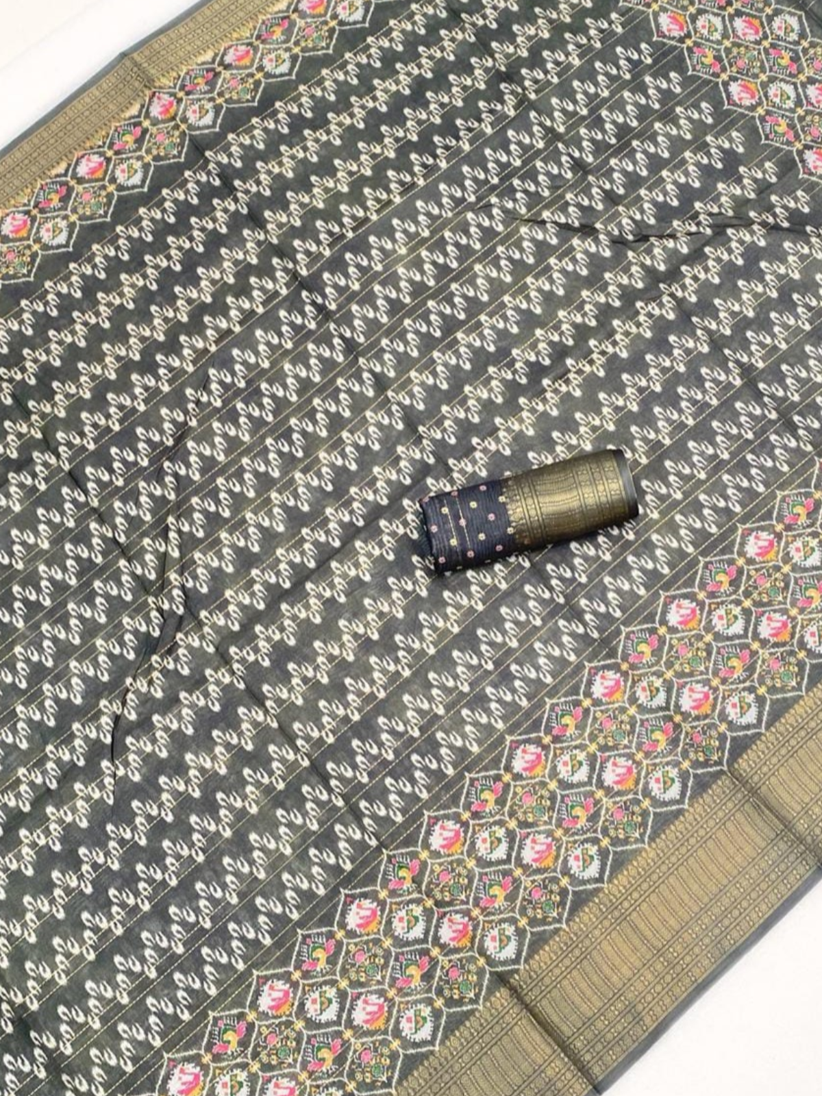 Designer Dark Grey Silk Saree with Traditional Weaving