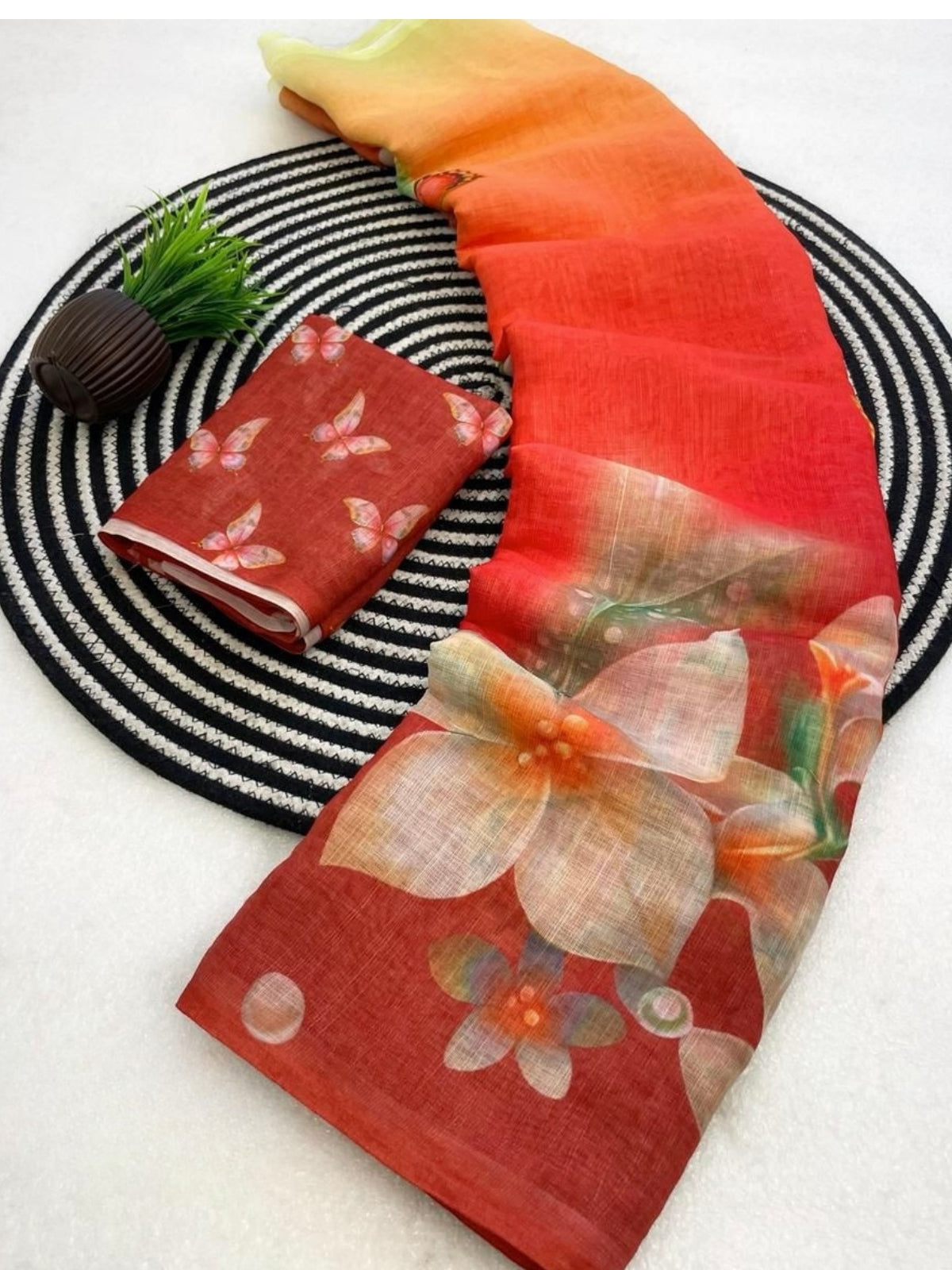 Butterfly Bloom Ombre Linen Saree