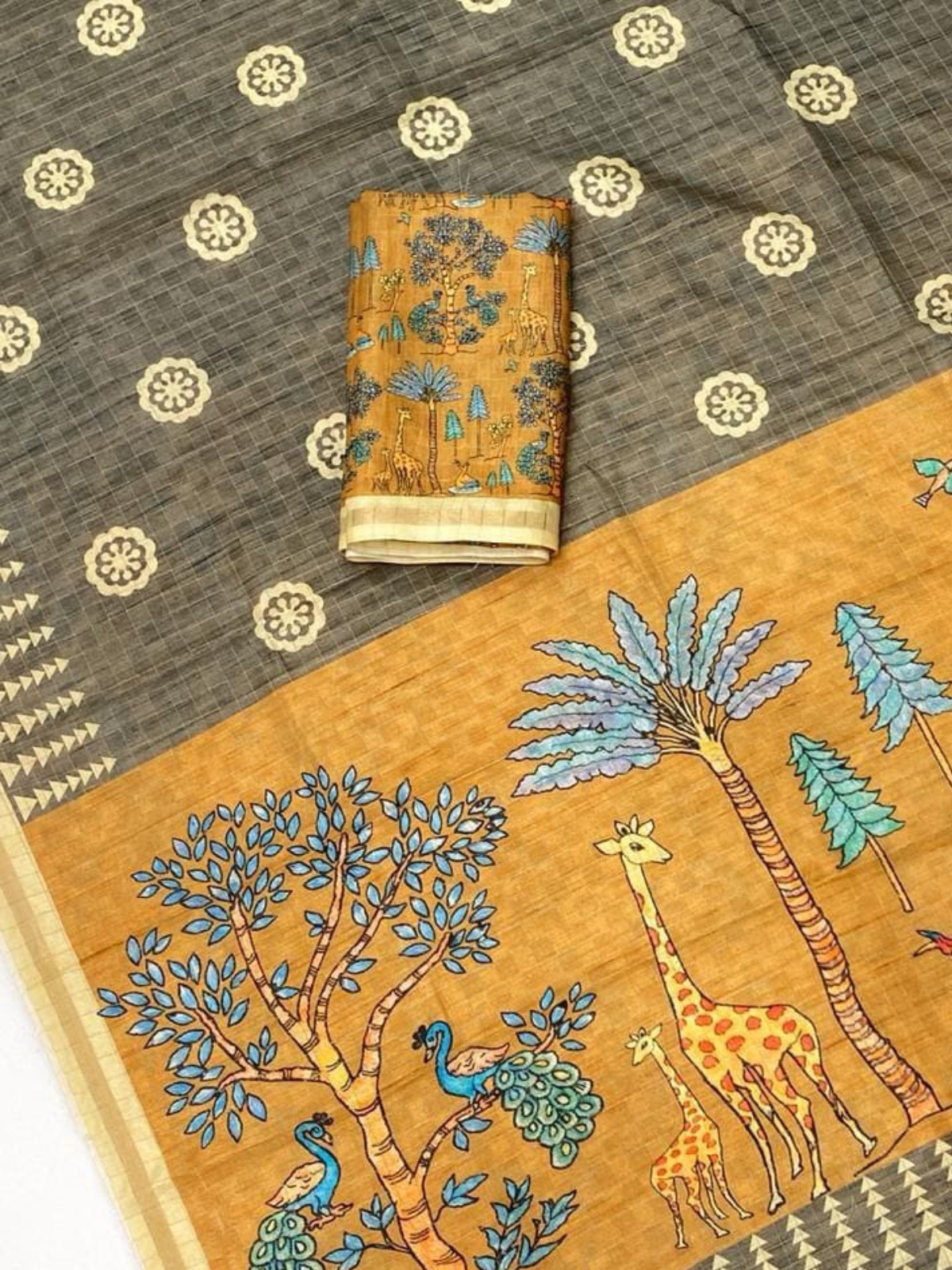 Stylish Grey Printed Saree with Designer Animal Pallu