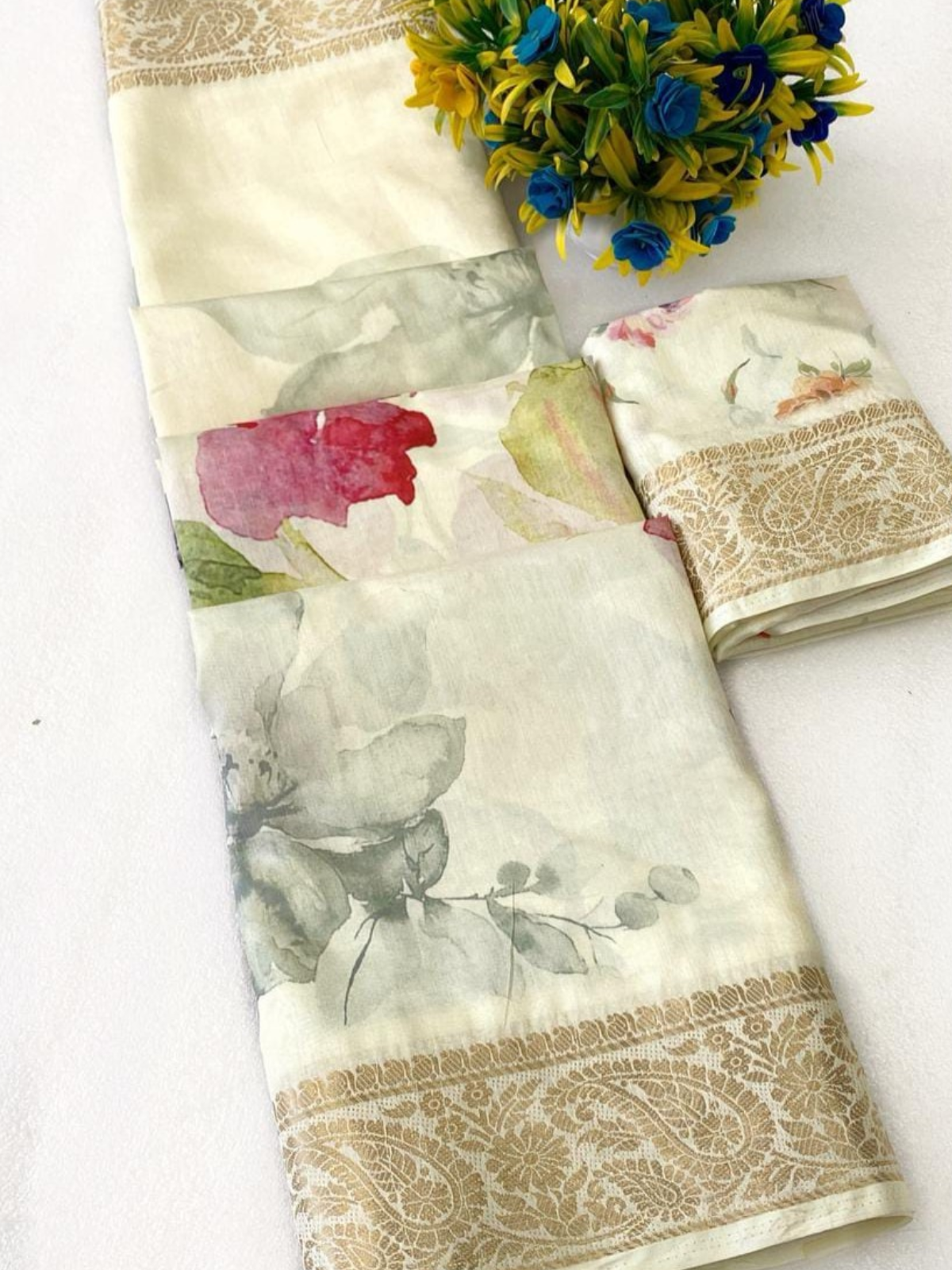 Elegant Garden Floral Cream Saree